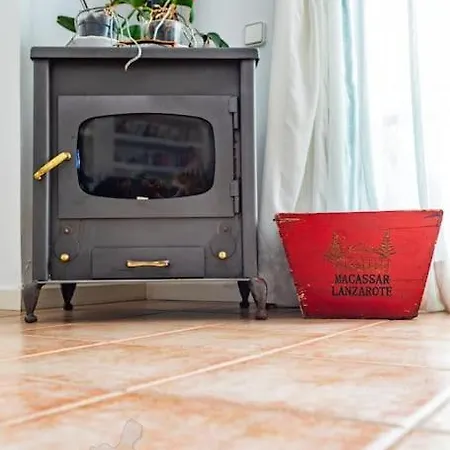 Вилла Casa Lola Vivienda Vacacional Private Pool (Adults Only) *